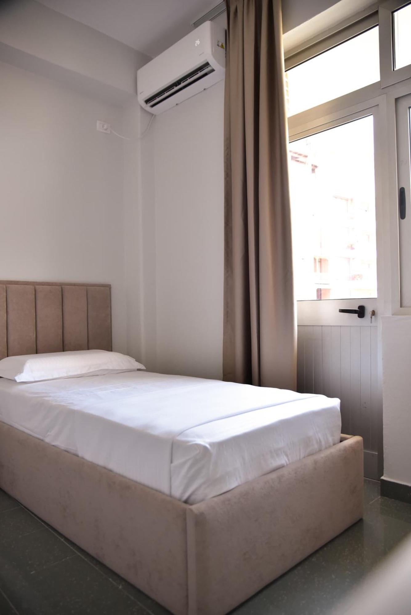 City Center Inn Shkodër 外观 照片